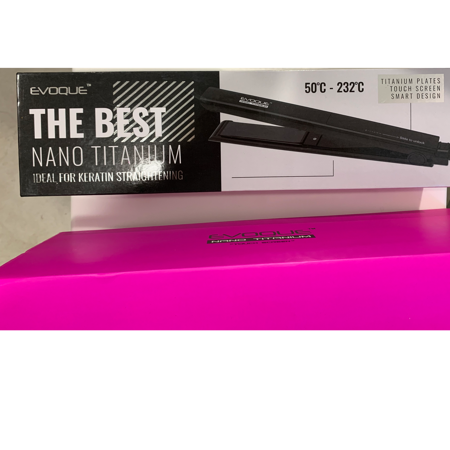 EVOQUE Nano Titanium Straightener
